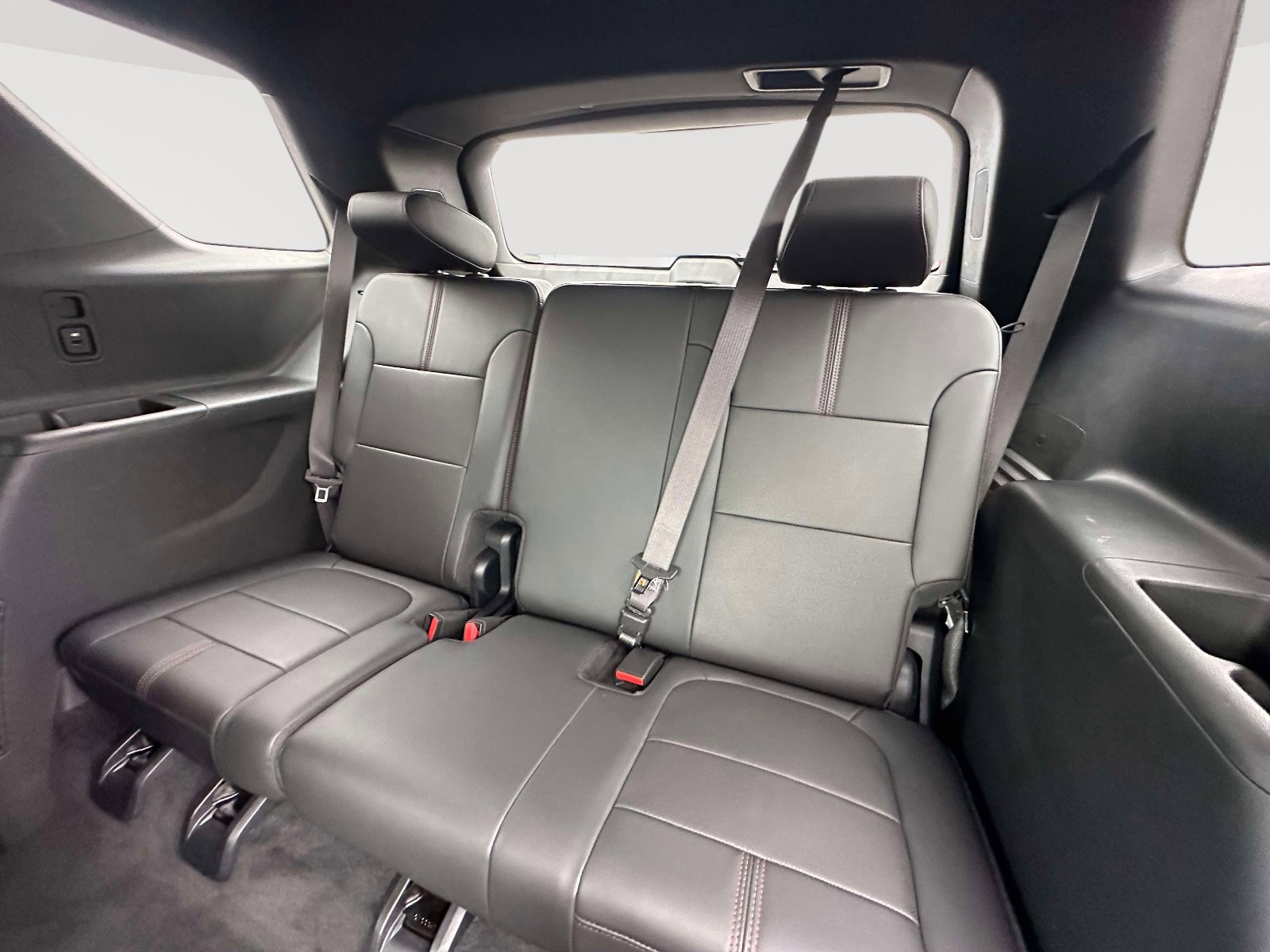 Certified 2023 Chevrolet Traverse RS image 36