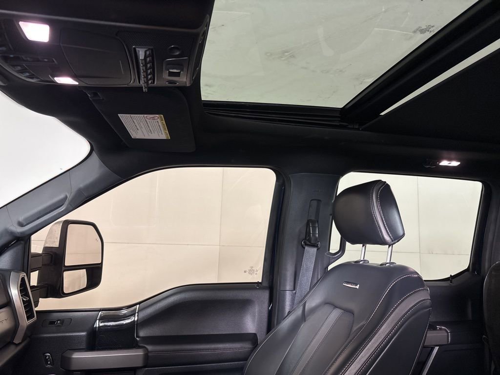 Used 2022 Ford F450 Platinum w/ FX4 Off-Road Package image 23