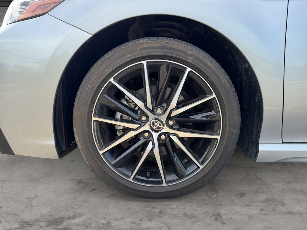 Certified 2023 Toyota Camry SE FWD image 9