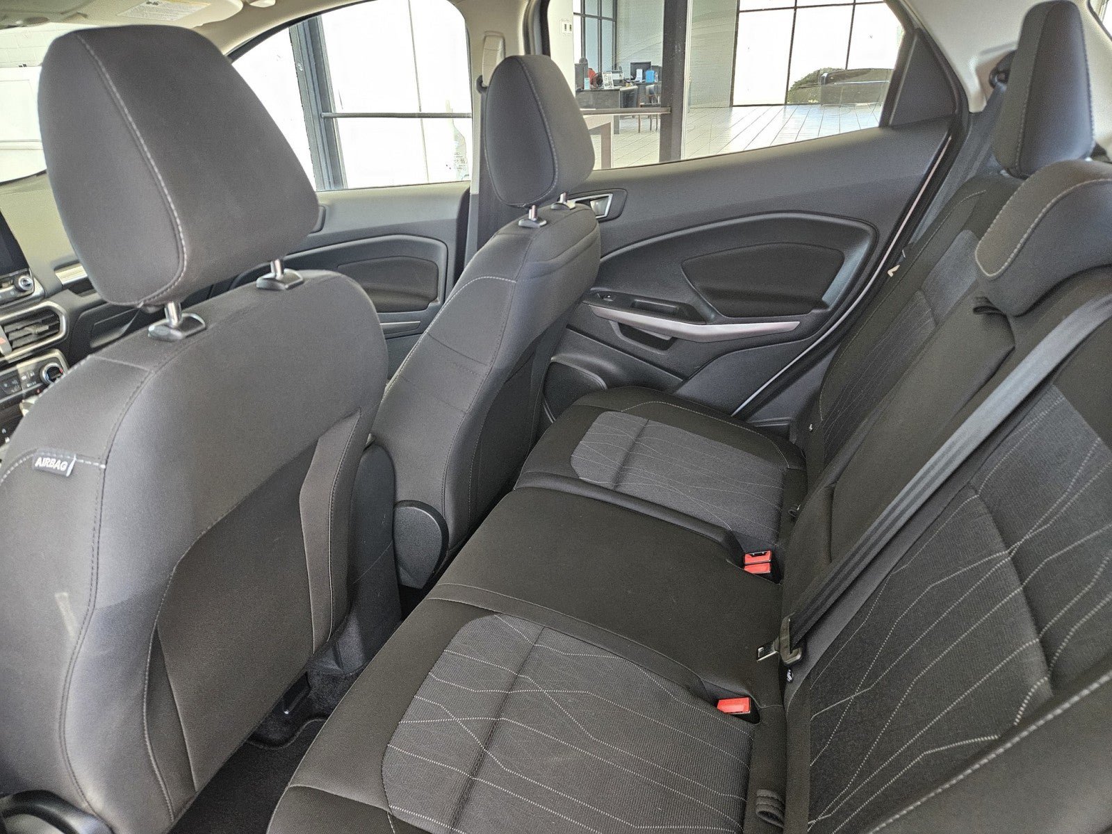 Used 2021 Ford EcoSport SE FWD image 9