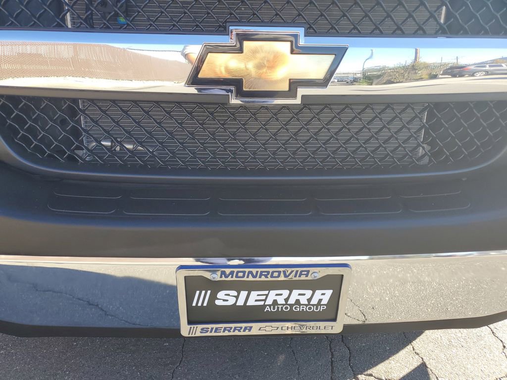 New 2025 Chevrolet Express 3500 w/ Power Convenience Package image 10