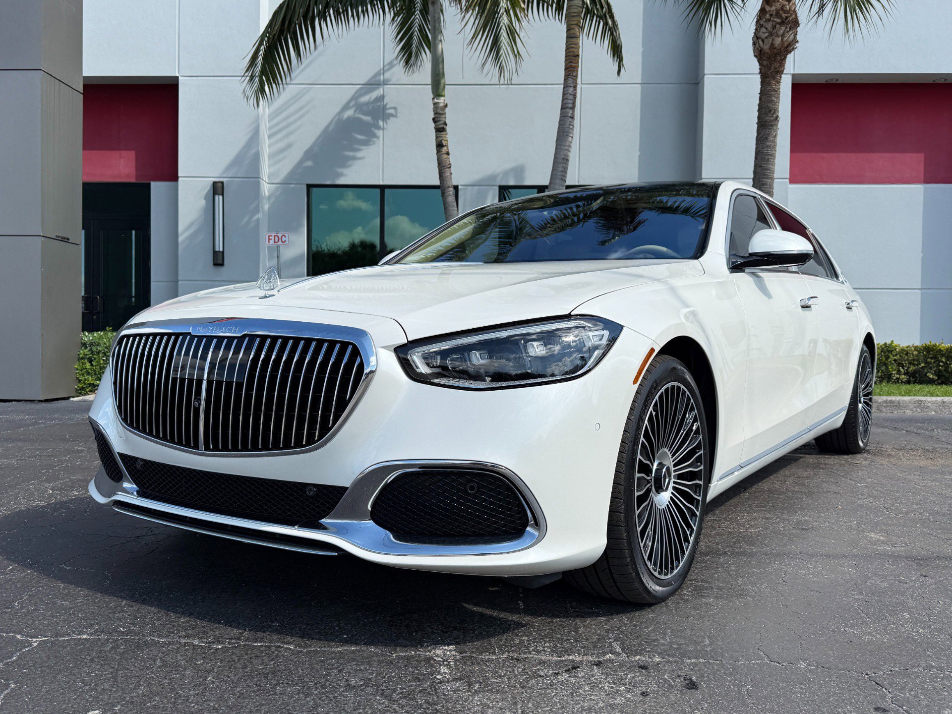 Used 2021 Mercedes-Benz Maybach S 580 Mercedes-Maybach S 580 4MATIC image 10