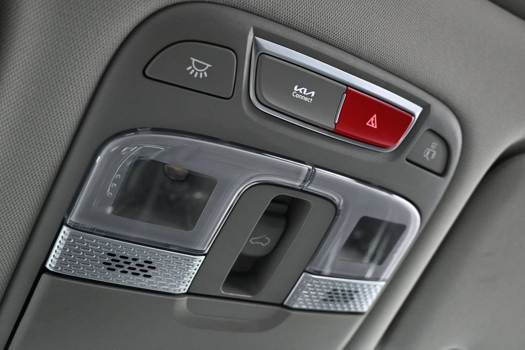 Used 2025 Kia Telluride EX w/ EX Captain's Chair Package FWD image 29