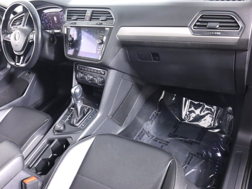 Used 2019 Volkswagen Tiguan SEL w/ 3rd Row Seat Package AWD/4WD image 47