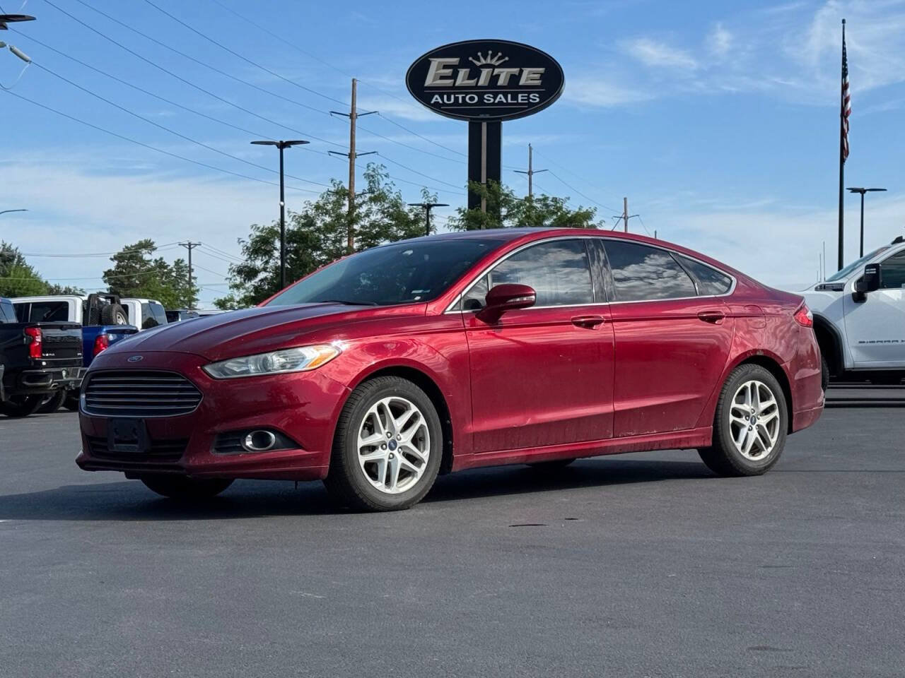 Used 2014 Ford Fusion SE w/ Equipment Group 202A FWD image 1