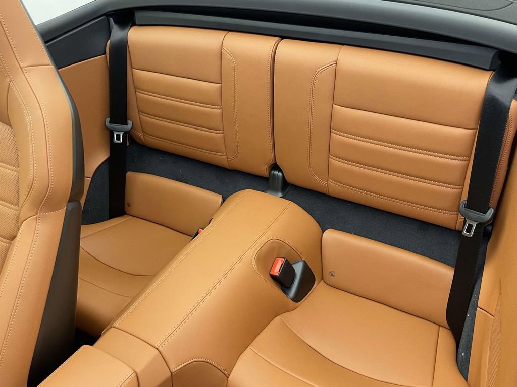 Used 2025 Porsche 911 Carrera S image 18
