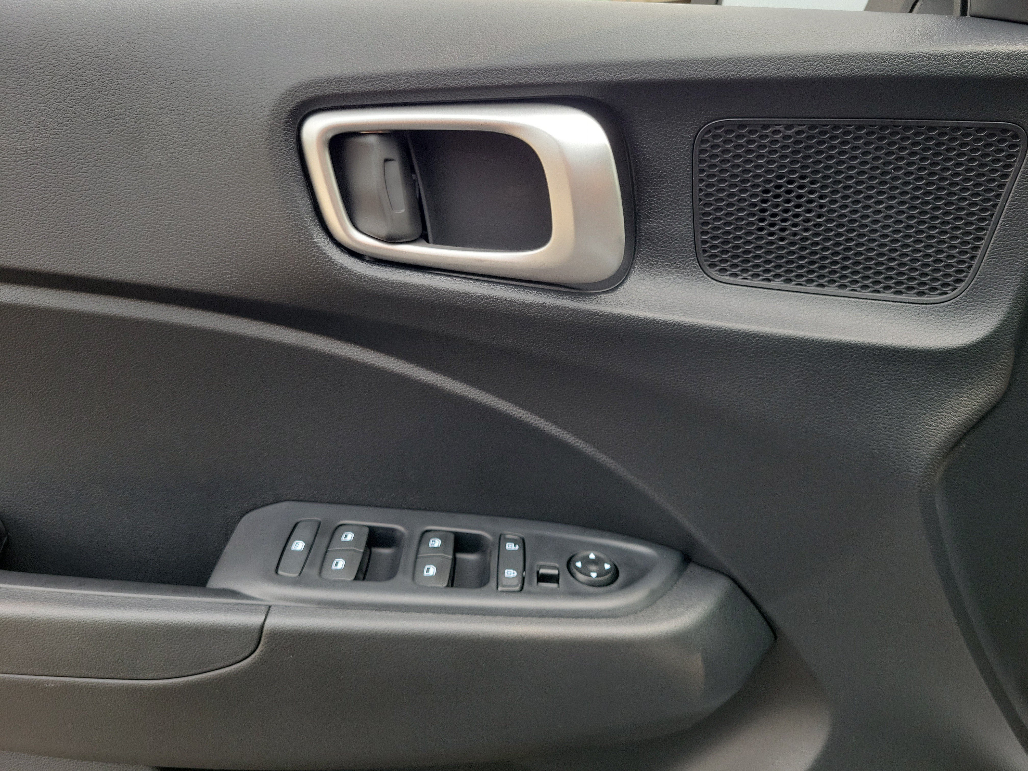 New 2026 Hyundai Venue SEL FWD image 17