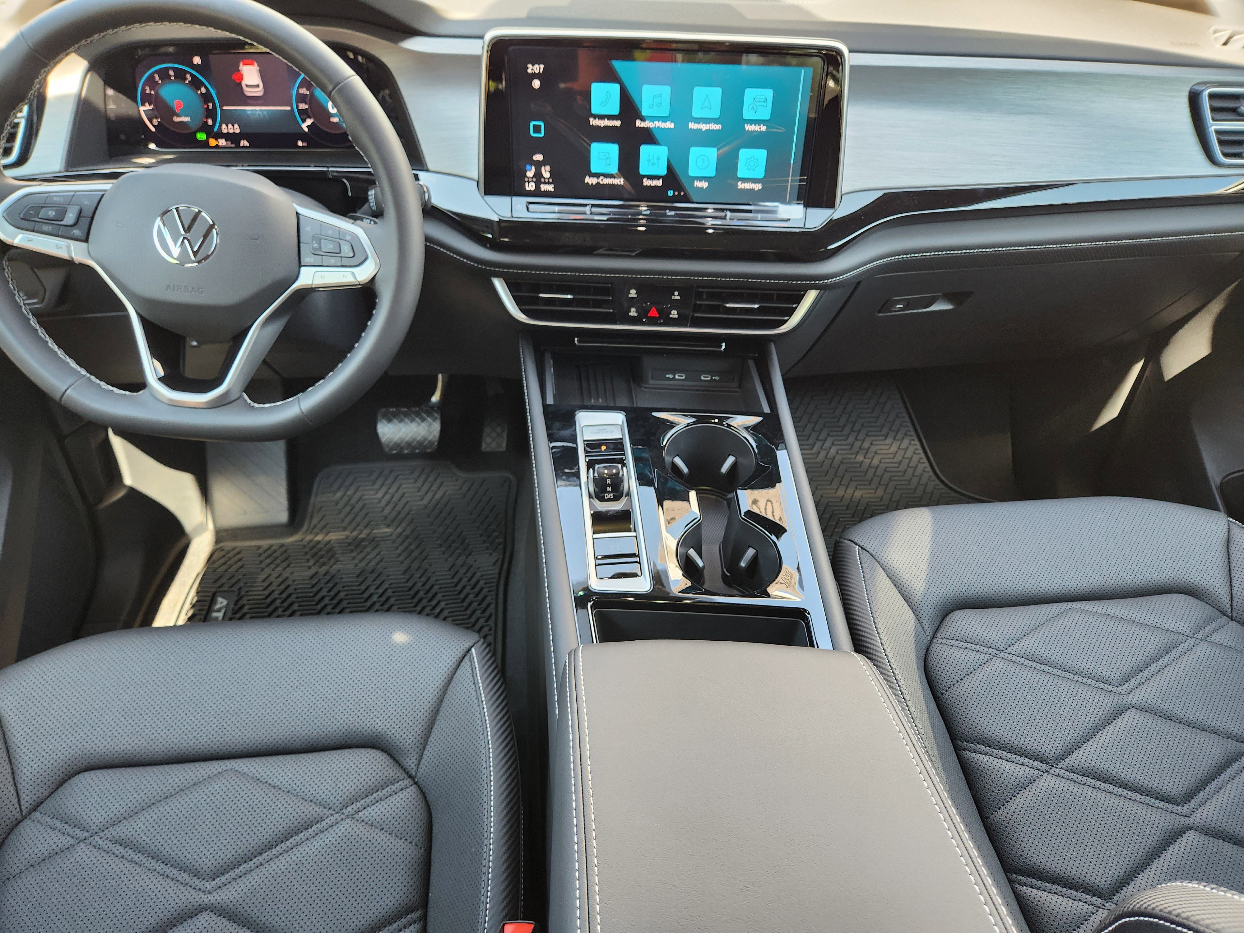 New 2026 Volkswagen Atlas Cross Sport SE image 19