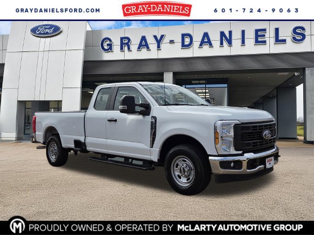 New 2026 Ford F250 XL w/ XL Chrome Package
