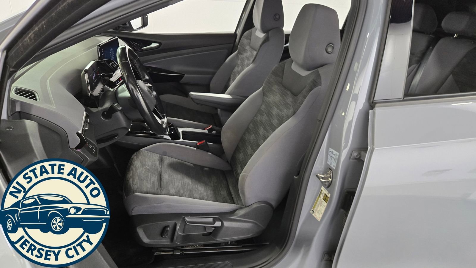 Used 2022 Volkswagen ID.4 Pro AWD/4WD image 21