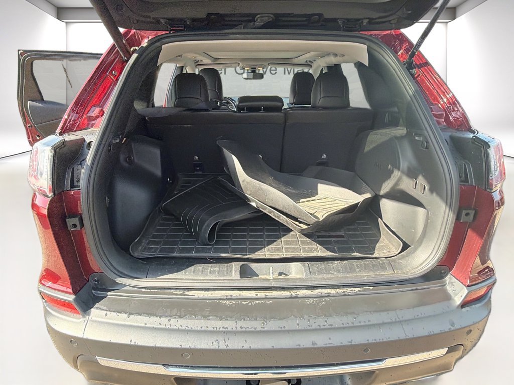 Used 2020 Jeep Cherokee Limited AWD/4WD image 27