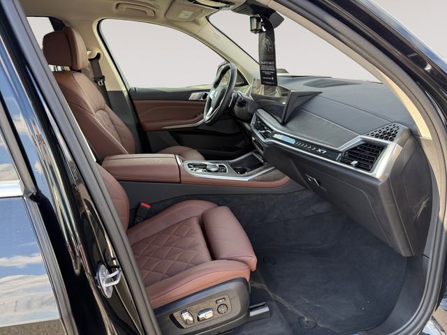 Certified 2026 BMW X7 xDrive40i w/ Premium Package image 15