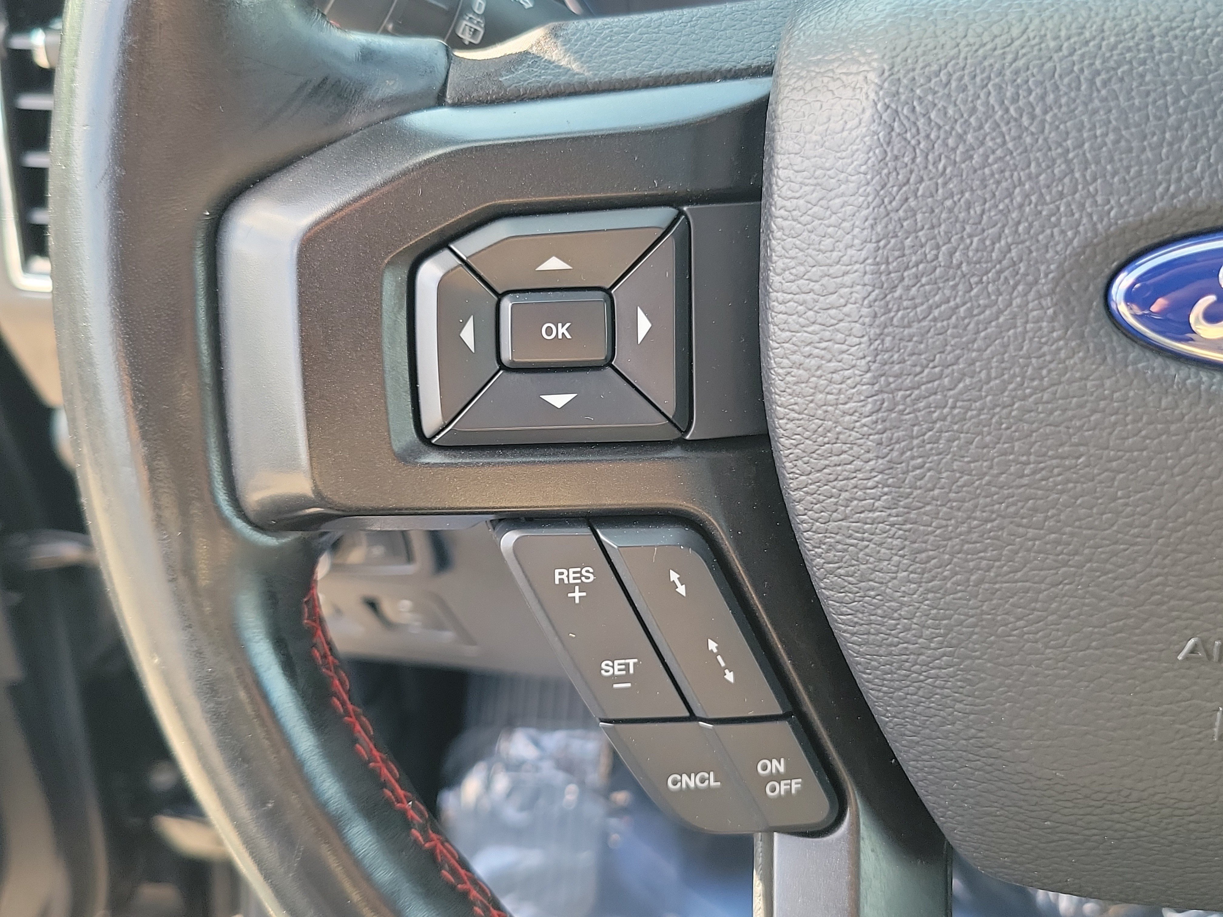 Used 2019 Ford Expedition Max Limited w/ Equipment Group 303A RWD image 22