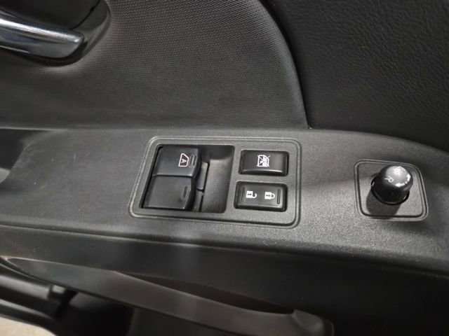 Used 2022 Nissan Frontier SV w/ Technology Package AWD/4WD image 17
