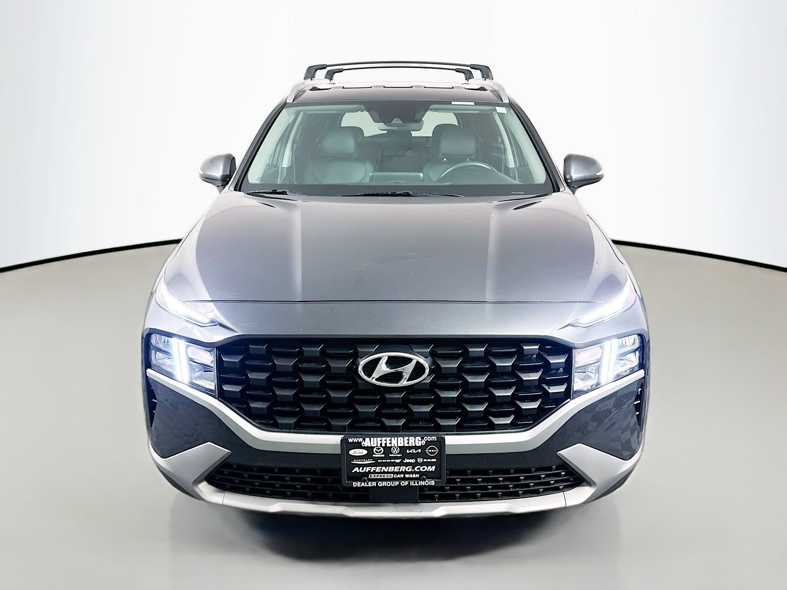 Used 2023 Hyundai Santa Fe SEL AWD/4WD image 2