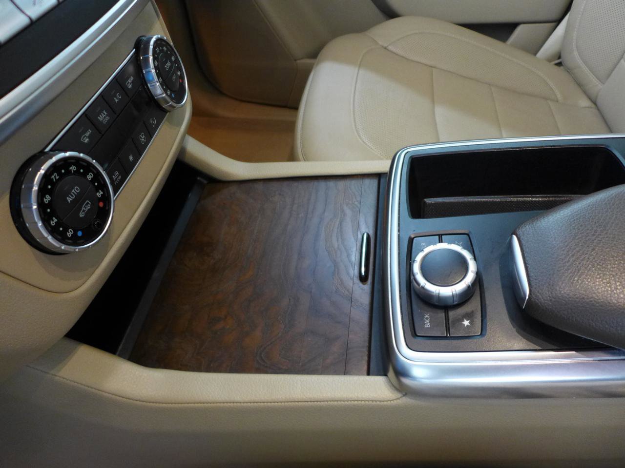Used 2015 Mercedes-Benz ML 350 4MATIC image 37