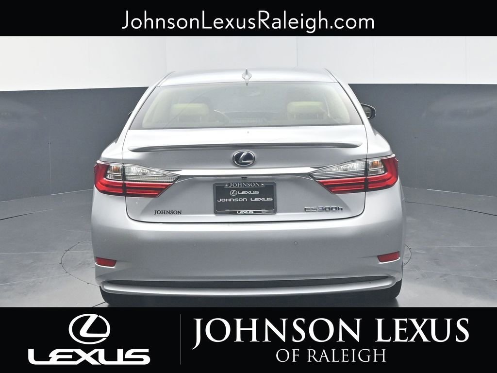 Used 2016 Lexus ES 300h image 8