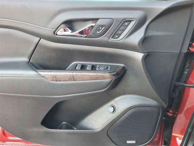 Used 2023 GMC Acadia Denali image 21