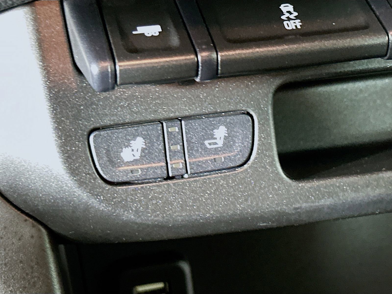 Used 2018 Chevrolet Colorado Z71 image 21