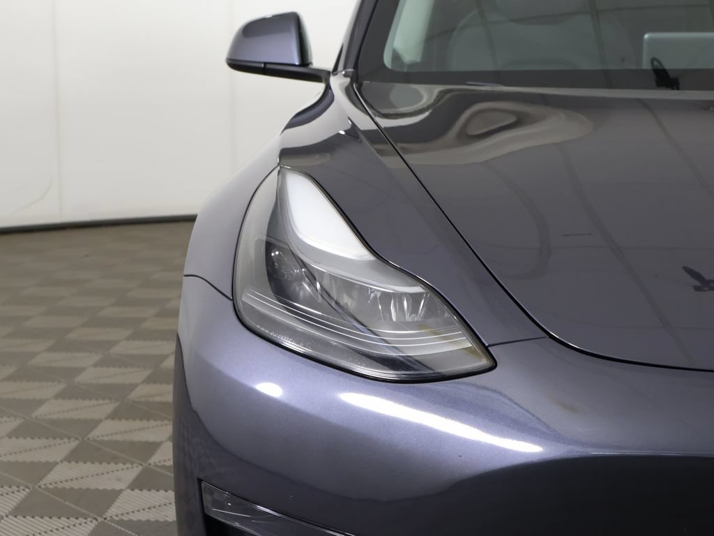 Used 2023 Tesla Model 3 Standard Range RWD image 15