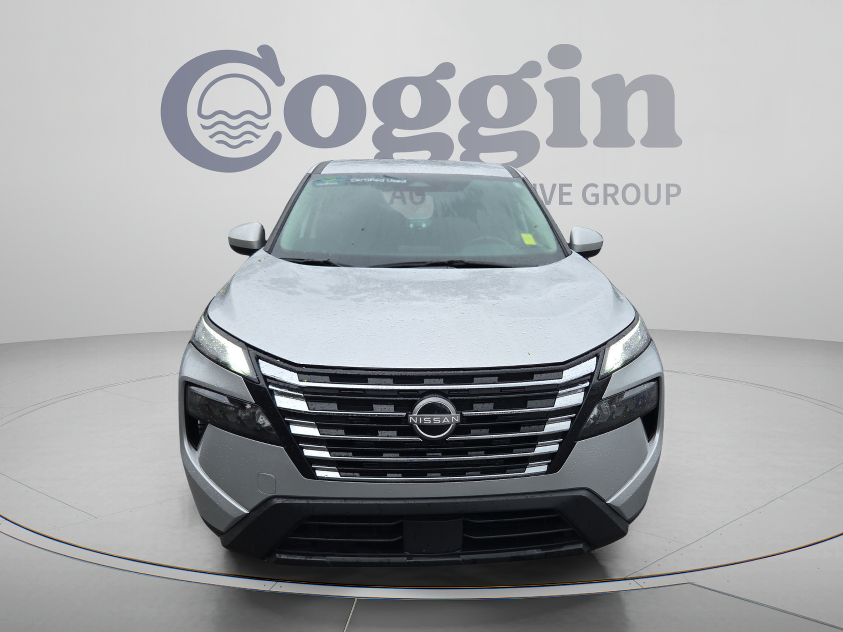 Used 2025 Nissan Rogue SV FWD image 8