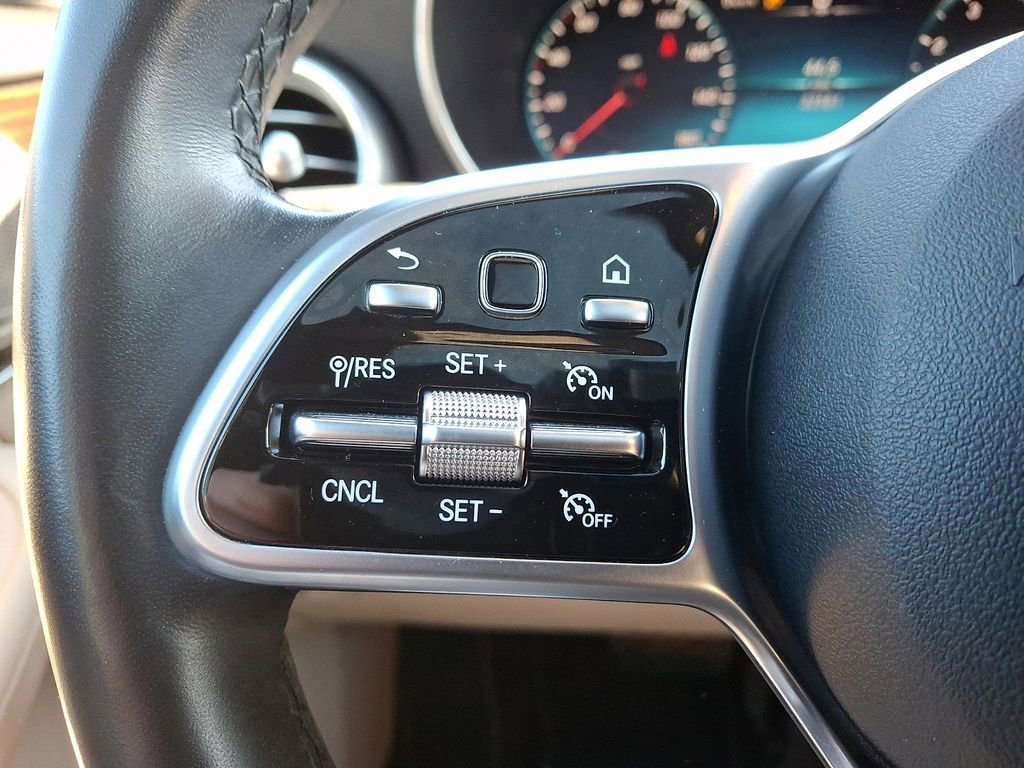 Used 2021 Mercedes-Benz GLC 300 4MATIC w/ Exterior Lighting Package image 24