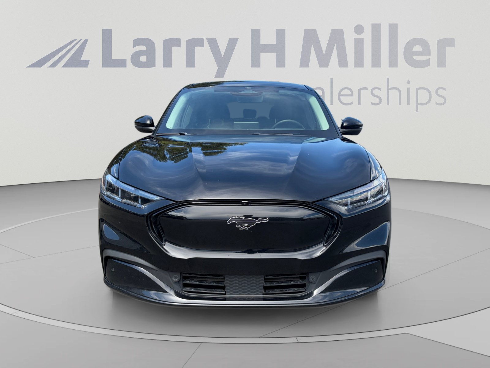 Certified 2024 Ford Mustang Mach-E Premium AWD/4WD image 8