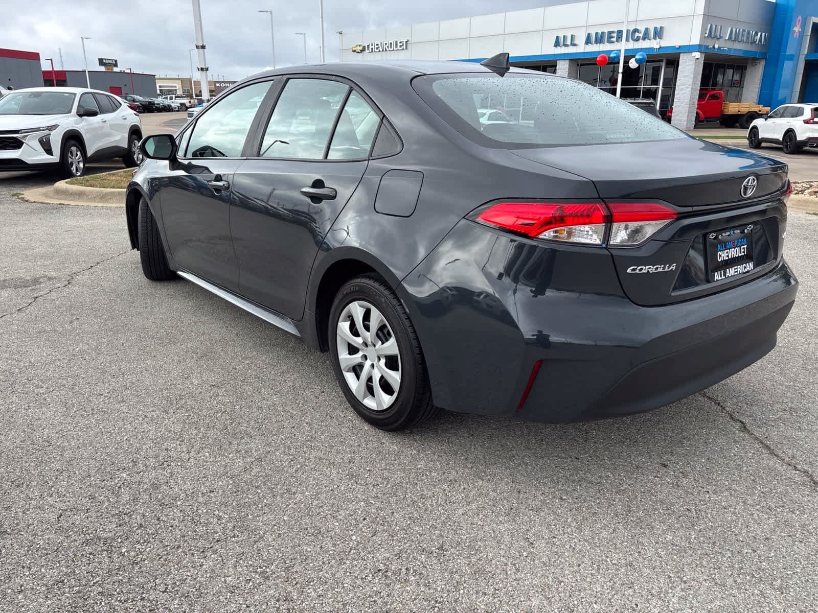 Used 2025 Toyota Corolla LE FWD image 8