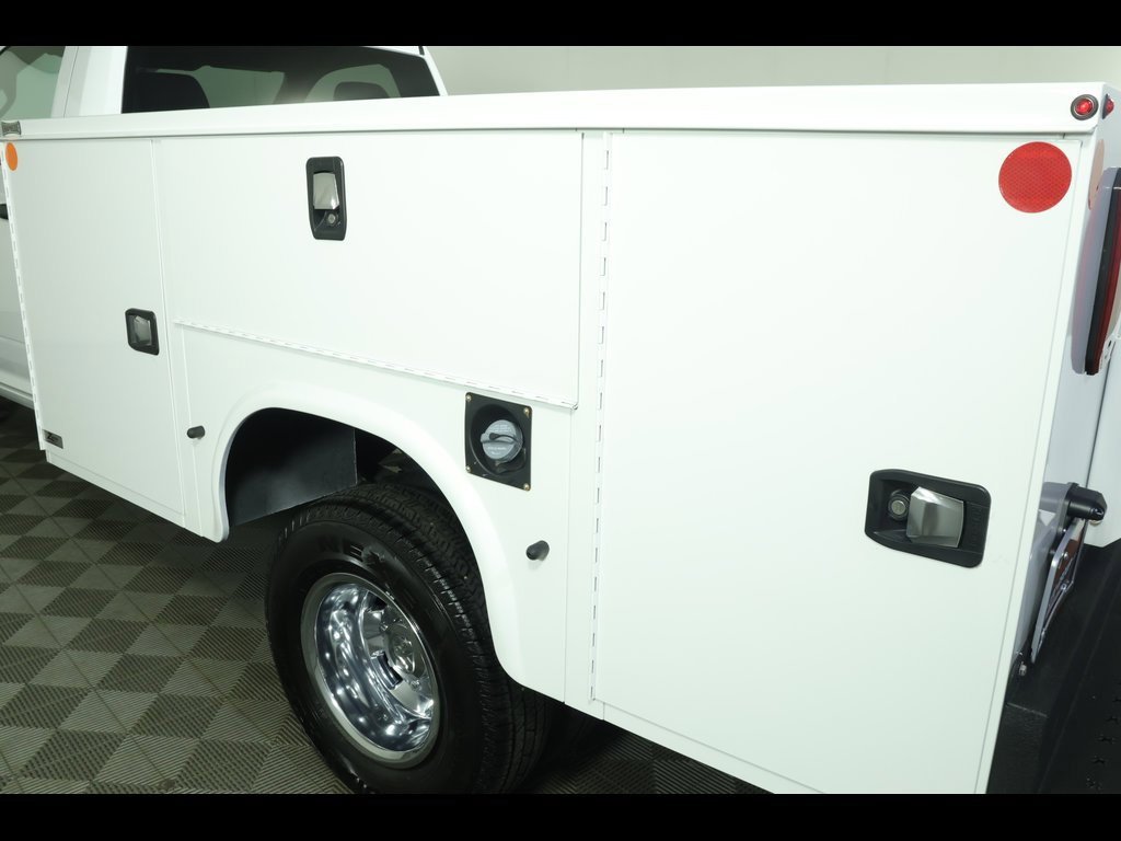 Used 2024 RAM 3500 Tradesman image 16