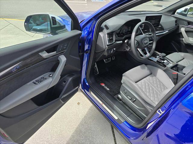 New 2025 Audi SQ5 Prestige image 19