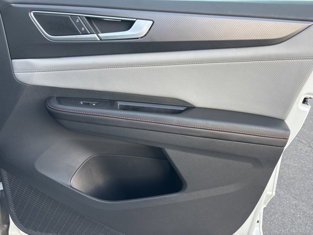 Used 2024 Volkswagen Atlas Peak Edition SEL image 11