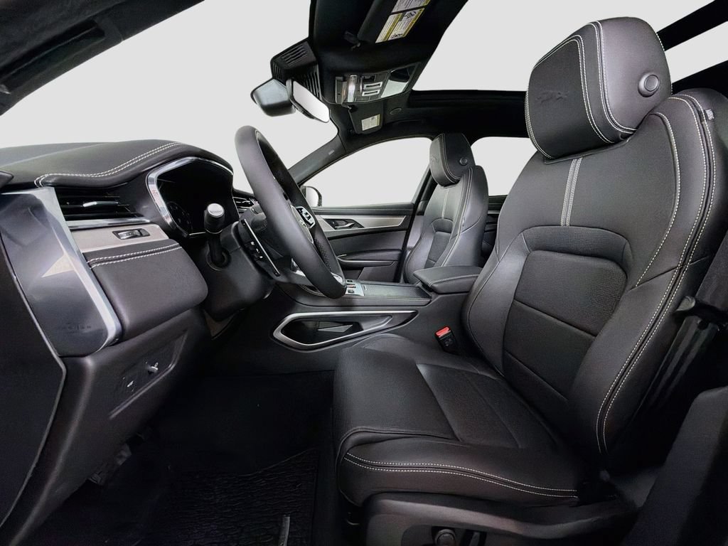 New 2026 Jaguar F-PACE R-Dynamic S AWD/4WD image 22