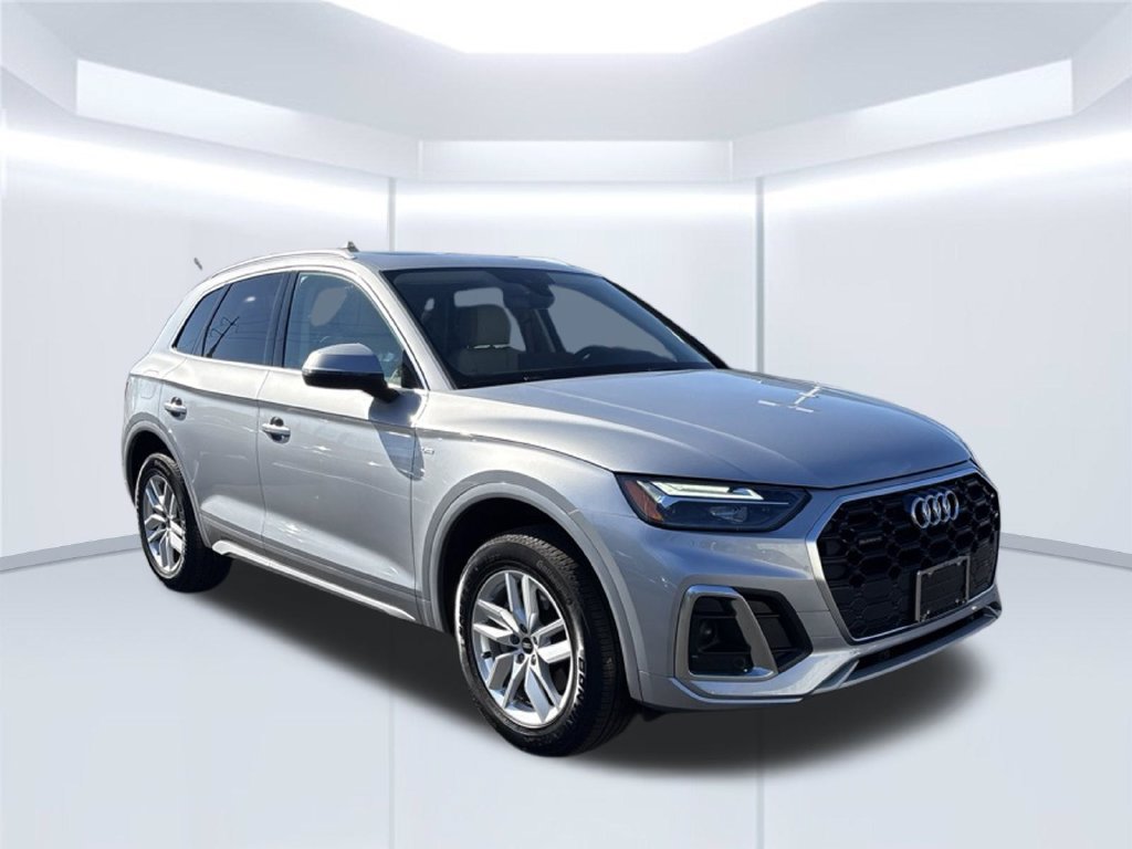 Certified 2024 Audi Q5 2.0T Premium w/ Convenience Package AWD/4WD image 10