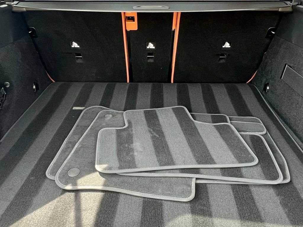 Certified 2026 Mercedes-Benz GLC 300 4MATIC image 43
