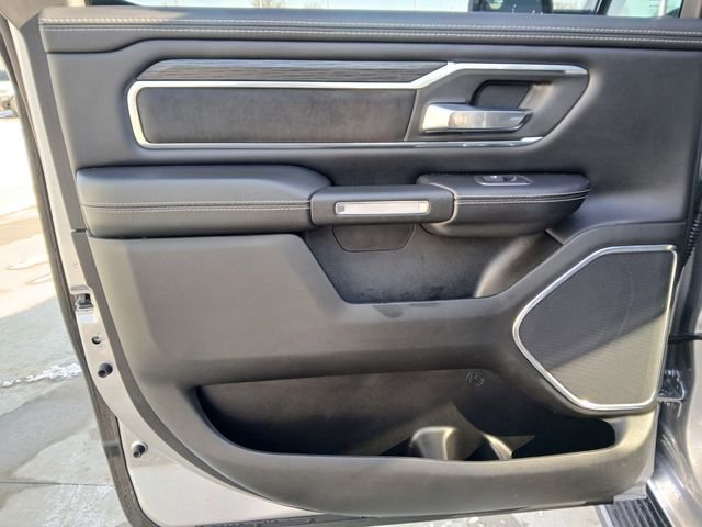 Used 2024 RAM 1500 Laramie image 15