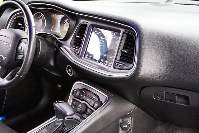 Used 2017 Dodge Challenger R/T Scat Pack image 11