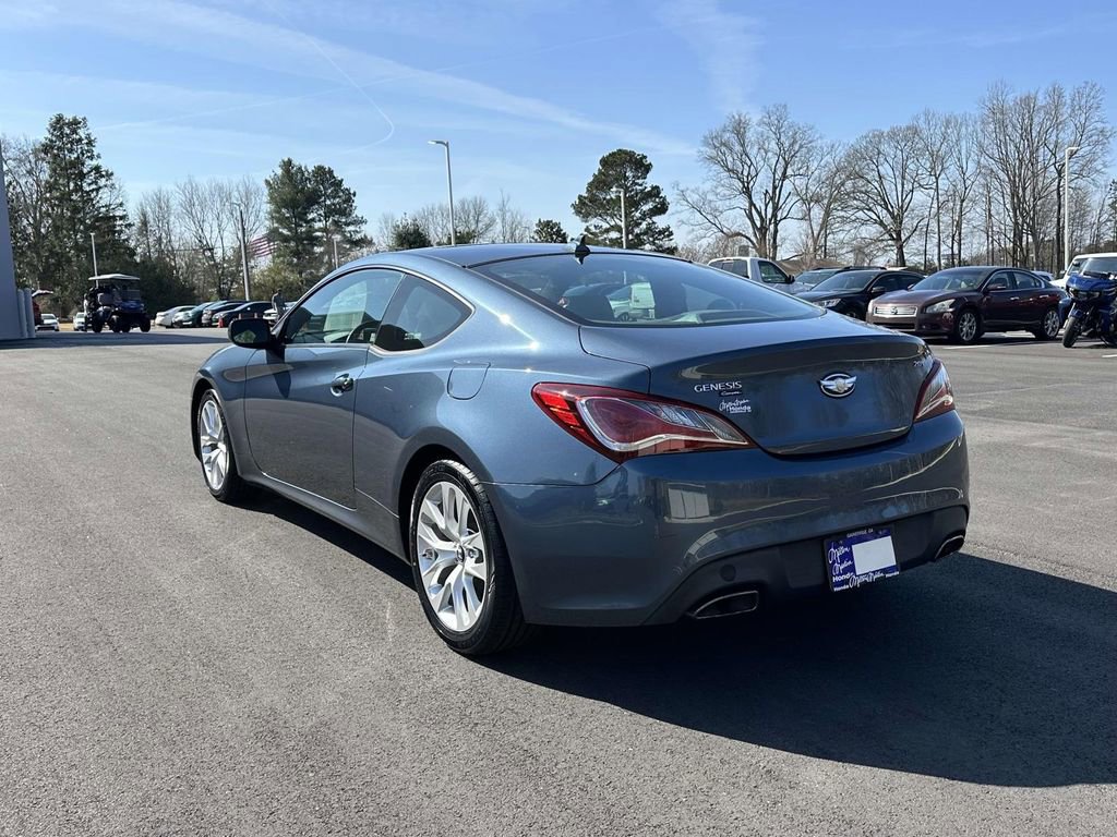 Used 2013 Hyundai Genesis 2.0T image 23
