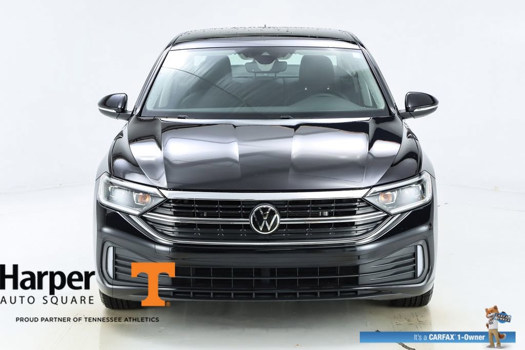 Used 2024 Volkswagen Jetta SEL FWD image 16