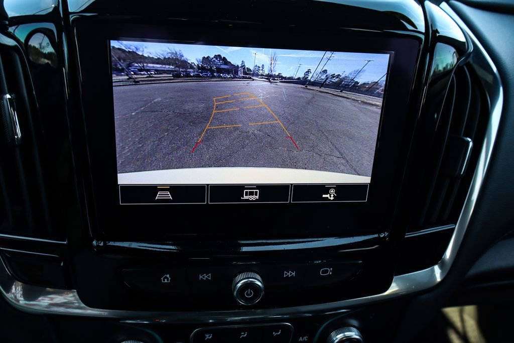 Used 2023 Chevrolet Traverse LT w/ LPO, Floor Liner Package image 36
