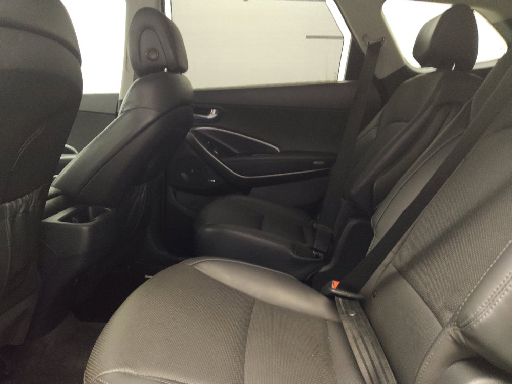 Used 2019 Hyundai Santa Fe XL AWD/4WD image 18