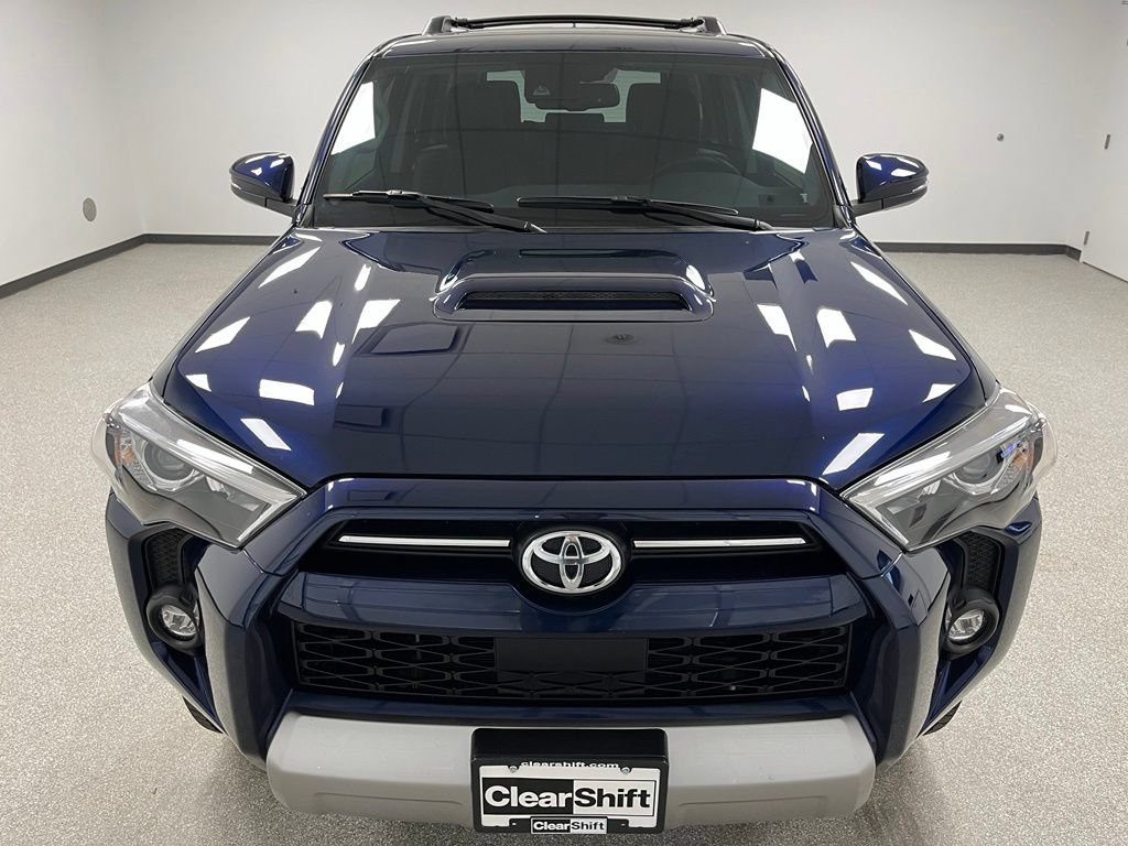 Used 2024 Toyota 4Runner TRD Off-Road Premium w/ Moonroof Package AWD/4WD image 3