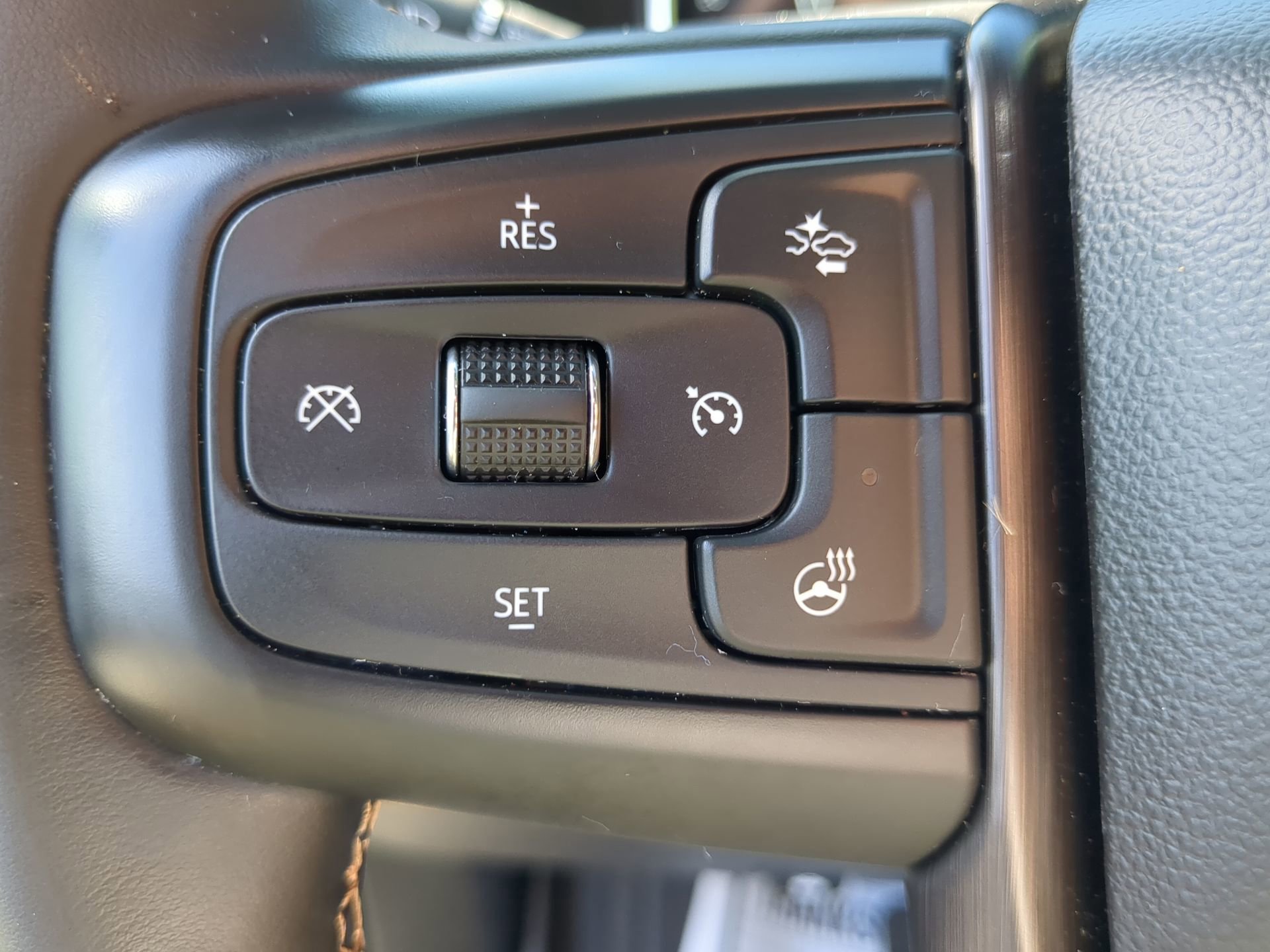 Used 2024 GMC Sierra 2500 AT4 w/ AT4 Premium Plus Package image 58