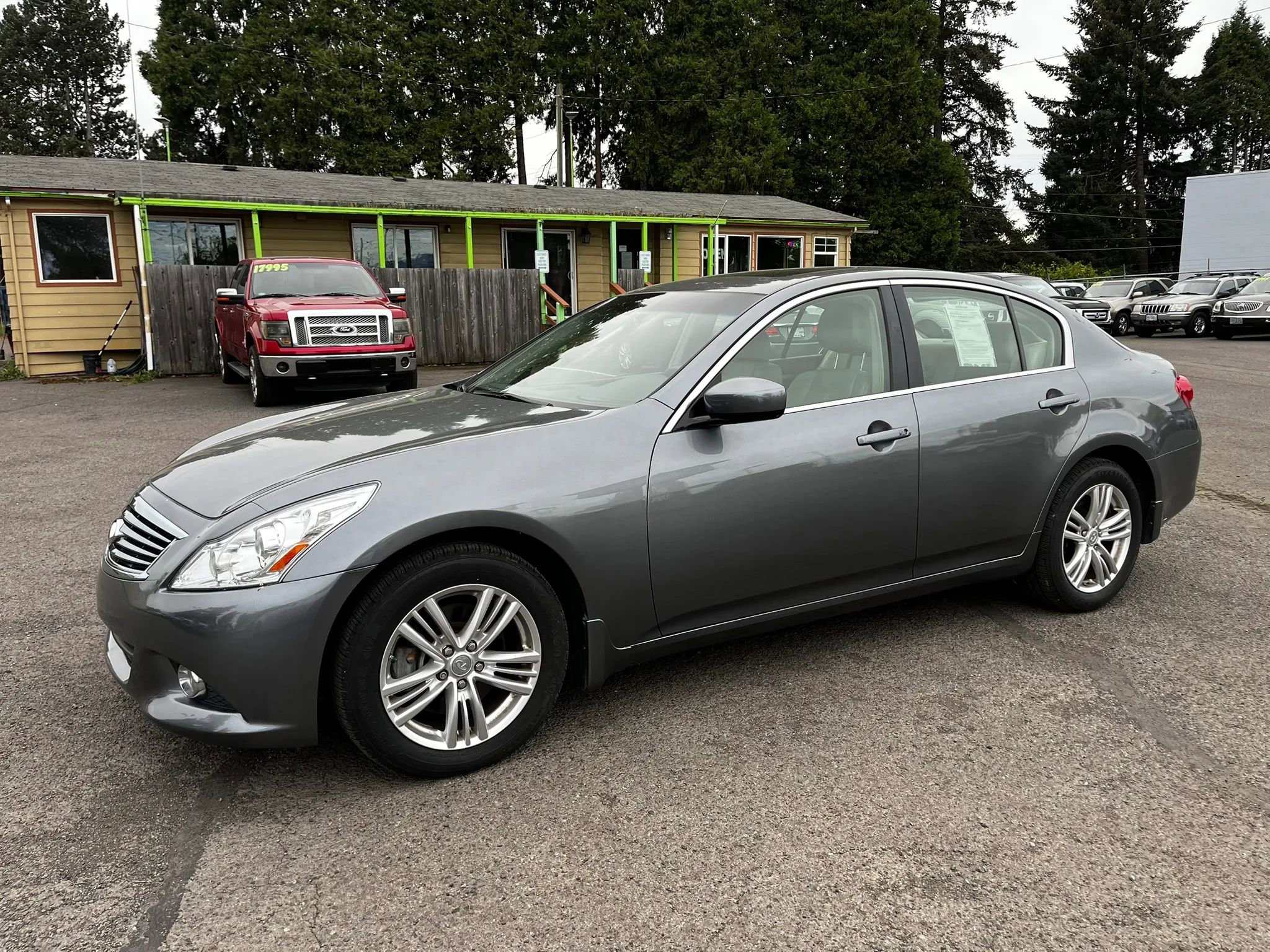 Used 2013 INFINITI G37 x Sedan w/ Premium Pkg AWD/4WD image 6