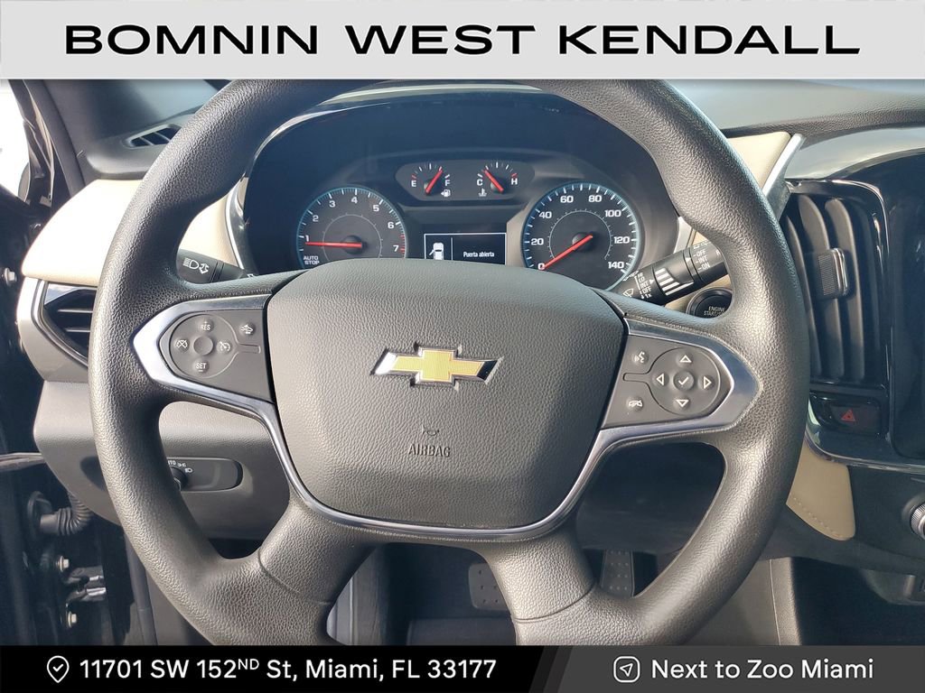 Used 2023 Chevrolet Traverse LS image 27