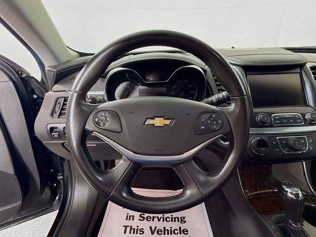 Used 2019 Chevrolet Impala LT FWD image 13