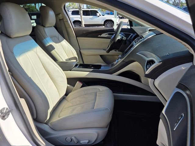 Used 2019 Lincoln MKZ Reserve FWD image 21