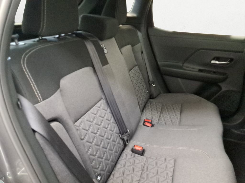 Used 2025 Nissan Kicks SV w/ SV Premium Package FWD image 14