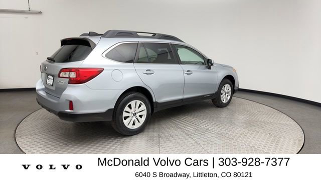 Used 2016 Subaru Outback 2.5i Premium AWD/4WD image 2