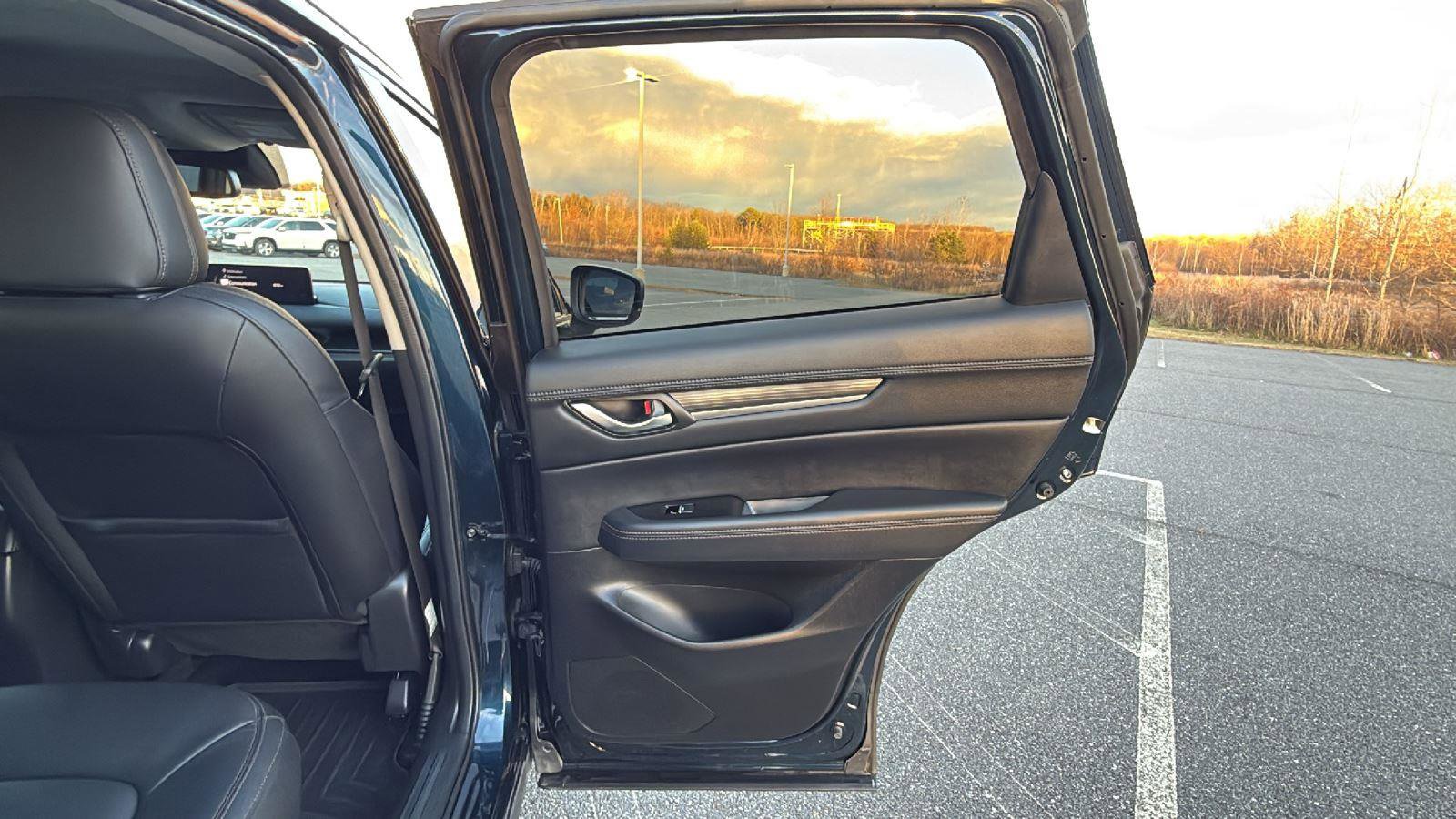 Used 2023 MAZDA CX-5 AWD 2.5 S w/ Premium Plus Pkg image 18