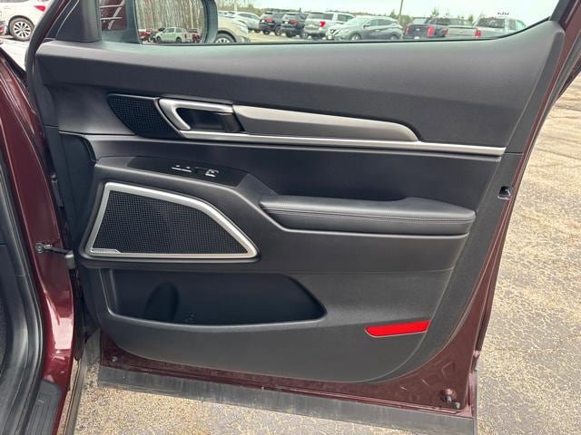 Used 2022 Kia Telluride S AWD/4WD image 16